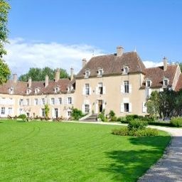  Chateau de Vault-de-Lugny Fotos
