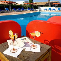 Pool L´ Oustau Camarguen