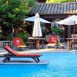 Les Agassins Chateaux et Hotels Collection Avignon