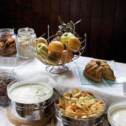 Buffet Golden Leaf Altmünchen