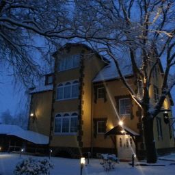 Außenansicht BinzHotel Landhaus Waechter