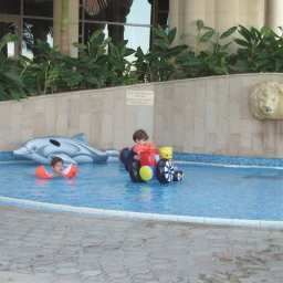 Piscine Hilton Queen of Sheba