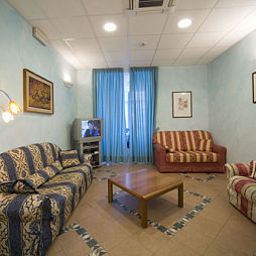 Hall Savina