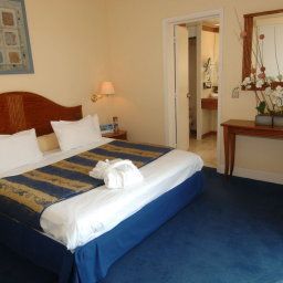 Suite Holiday Inn NICE
