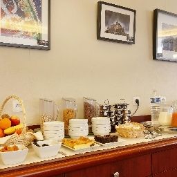 Buffet Du Louvre