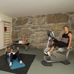 Fitness room Waldegg Fotos