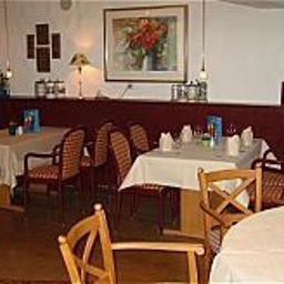 Salle du petit-déjeuner située dans le restaurant Danielshof Landhaus
