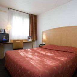 Chambre Kyriad Mulhouse Nord Illzach