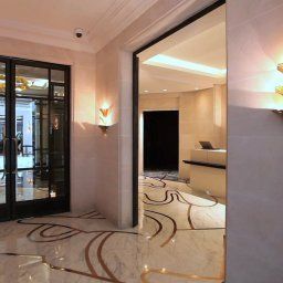 Recepcja Le Burgundy Paris Luxe