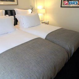 Pokój Le Burgundy Paris Luxe
