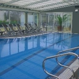 Piscina Best Western Plus Celtique Fotos