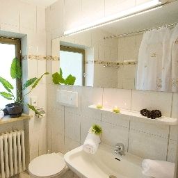 Bathroom Berghotel Tirol