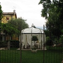 Vista exterior Corte Impero