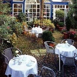Exterior view Hôtel Du Dragon