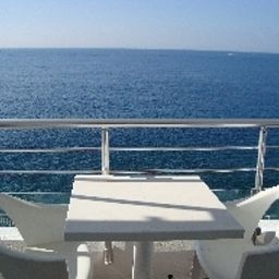 Chambre avec balcon Les Roches Rouges Fotos