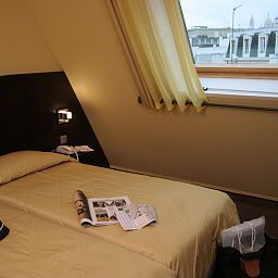 Room Le Cardinal
