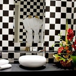 Bathroom Grand Tonic Hotel Biarritz Fotos