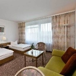  Days Inn (ex Andor Hotel Europa)