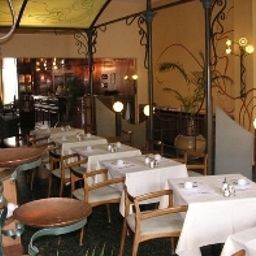 Salle du petit-déjeuner située dans le restaurant Colombus
