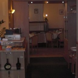 Hall Beau Sejour
