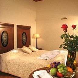 Habitación Ostoya Palace Fotos