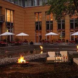 Terrace Elbflorenz
