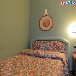 Room Mecenate Palace