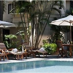 Pool The Moorhouse Ikoyi Lagos - MGallery Collection