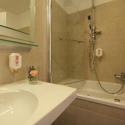 Bathroom Astoria