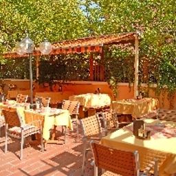 Terrace Bacchus Fotos