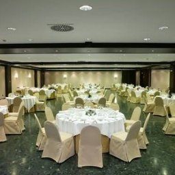 Hall NH IRUÑA PARK
