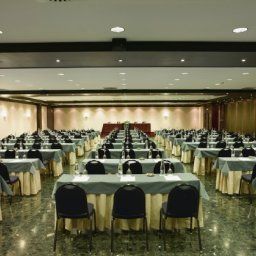 Sala congressi NH IRUÑA PARK