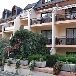 Palais des Fleurs Logis Aix-les-Bains