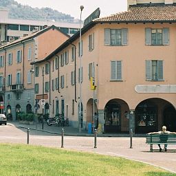 Le Due Corti Como