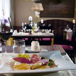 Кухня Romantik Hotel Santer