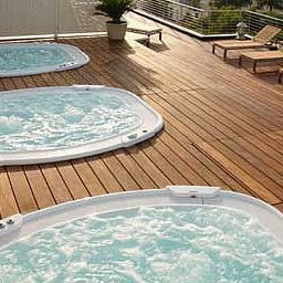 Pool Cristallo