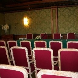 Salle de séminaires Delle Palme