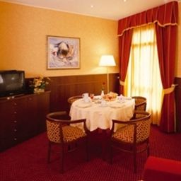  Palace Hotel Moderno