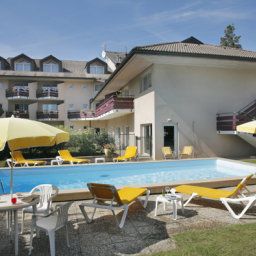 Piscina L Arc en Ciel Logis