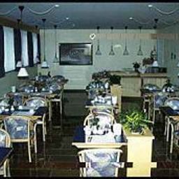 Sala śniadaniowa w restauracji Aggertal