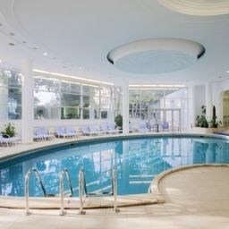 Pool Crowne Plaza BUCHAREST
