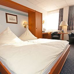 Room Horner Eiche
