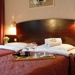  Demel