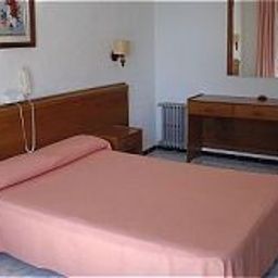 Zimmer Amic Miraflores