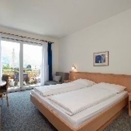  Ladurner