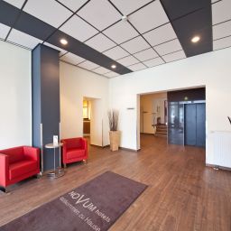 Hall Belmondo Novum Fotos