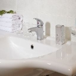 Camera da bagno Fortuna West