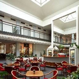 Hall Fortuna West