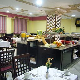 Buffet Best Western Dauro II.