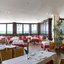 Sala colazione nel ristorante Kursaal Calafell